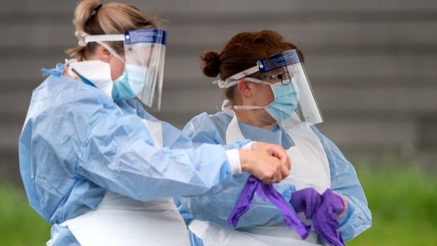 İngiltere basını koruyucu ekipman sıkıntısını ve Türkiye'nin gönderdiği malzemeleri nasıl yorumladı?