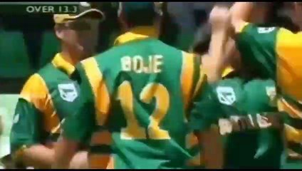 Top 10 Funny Catches in Cricket History Ever