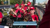 Antalya Büyükşehir Belediyesi'nden Bando ve Orkestrası Mini Konseri