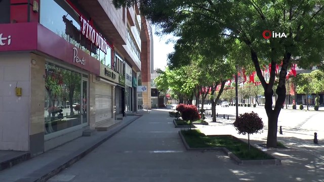 Gaziantep’te yoğun caddeler ve mesire alanları boş kaldı