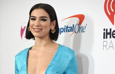 Dua Lipa acha que o Twitter pode ser um ambiente ruim para sua saúde mental