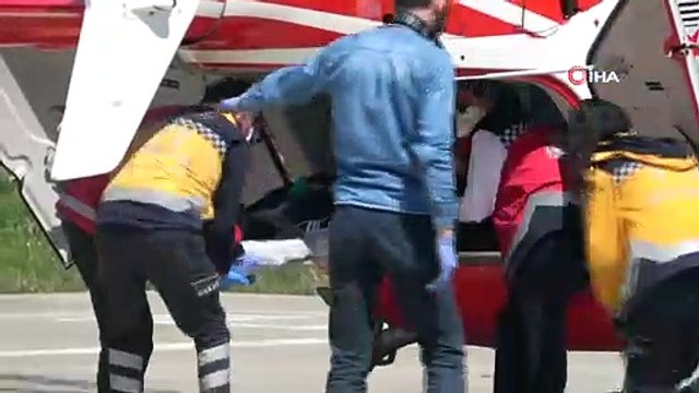 Mide kanaması geçiren yaşlı adım ambulans helikopter ile hastaneye yetiştirildi