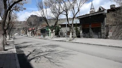 Yurt genelinde "Evde kal" çağrısına riayet ediliyor