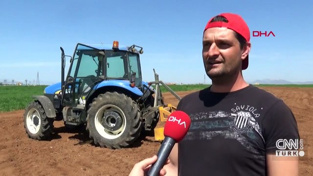 Kısıtlamadan muaf tutulan çiftçiler mesai yapıyor