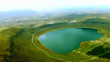 Kapadokya'nın "kalbi" Narlıgöl ilkbaharda bir başka güzel