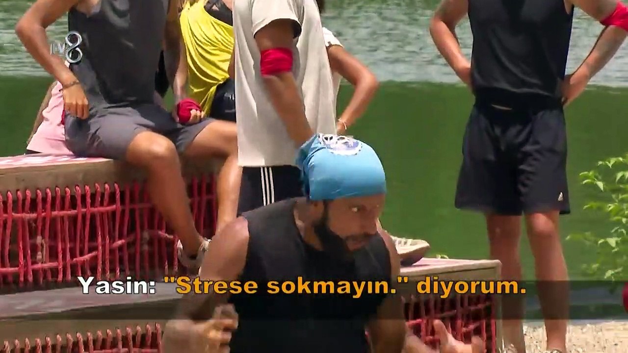 Survivor'da Yasin ve Barış yumruk yumruğa birbirine girdi