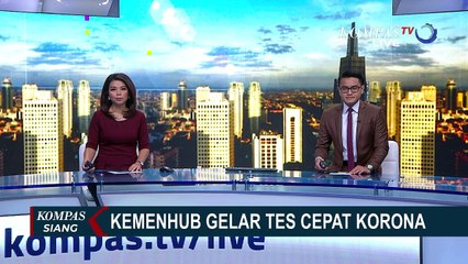 Sopir Angkot Jalani Rapid Test Secara Drive Thru di Kantor Kemenhub