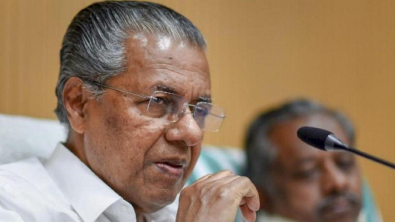 Kerala govt ease lockdown restrictions, Centre says state violating MHA guidelines