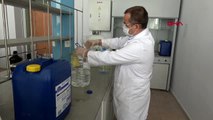 EDİRNE TÜ'de öğretim görevlileri, günde 8 ton dezenfektan üretiyor