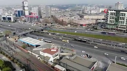 İstanbullular yeniden yollara döküldü