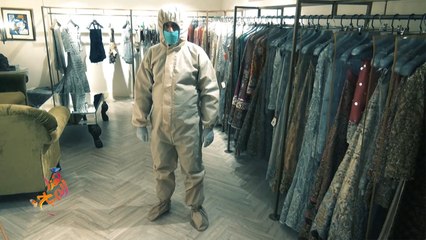 ألبسة وقائية وأغطية وجه شفافة وكمامات.. ابتكارات باكستانية لمواجهة كورونا