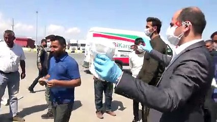 Öğrencilerin ürettiği maskeler şoförlere dağıtıldı