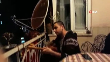 Antalyalı genç müzisyen Özmen'den mahalleye 'Kesik Çayır' türküsü