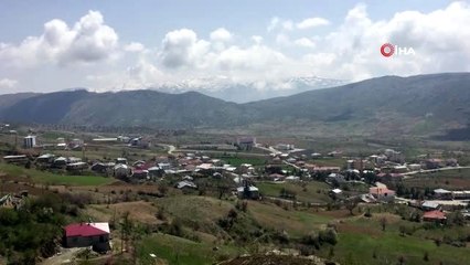 Karantina altındaki mahallede korona virüs tanısı konulan 92 yaşındaki yaşlı kadın hayatını kaybetti