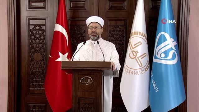 Diyanet İşleri Başkanı Erbaş: Teravih namazları evlerde ferdi olarak kılınacak