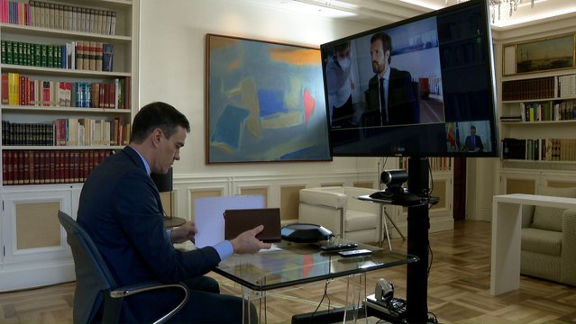 Sánchez y Casado abordan unos nuevos Pactos de la Moncloa por videoconferencia