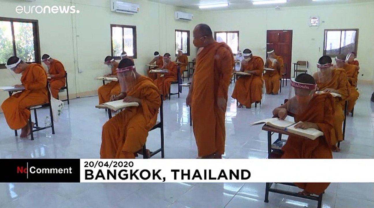 A l'école des moines bouddhistes en temps de coronavirus