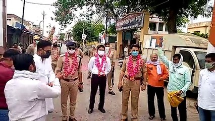 मैनपुरी: भोगांव विकास मंच ने पुलिस टीम का किया स्वागत