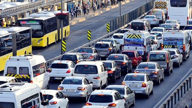 Sigorta şirketleri, koronavirüs nedeniyle trafik ve kasko sigortasında yüzde 30'u aşan indirim yaptı