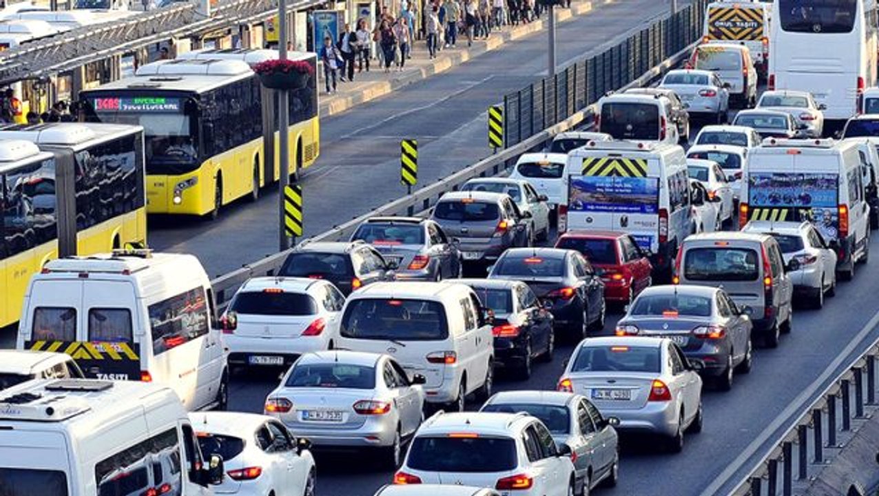 Sigorta şirketleri, koronavirüs nedeniyle trafik ve kasko sigortasında yüzde 30'u aşan indirim yaptı
