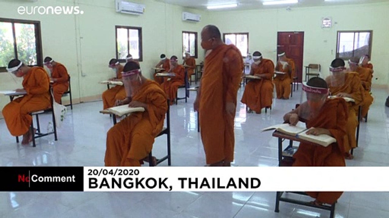 A l'école des moines bouddhistes en temps de coronavirus