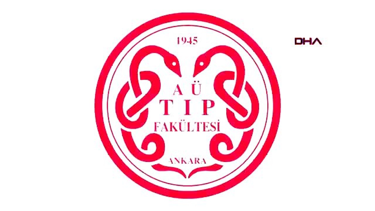 Tıp fakültesi öğrencilerinden sağlık çalışanlarına müzikli destek