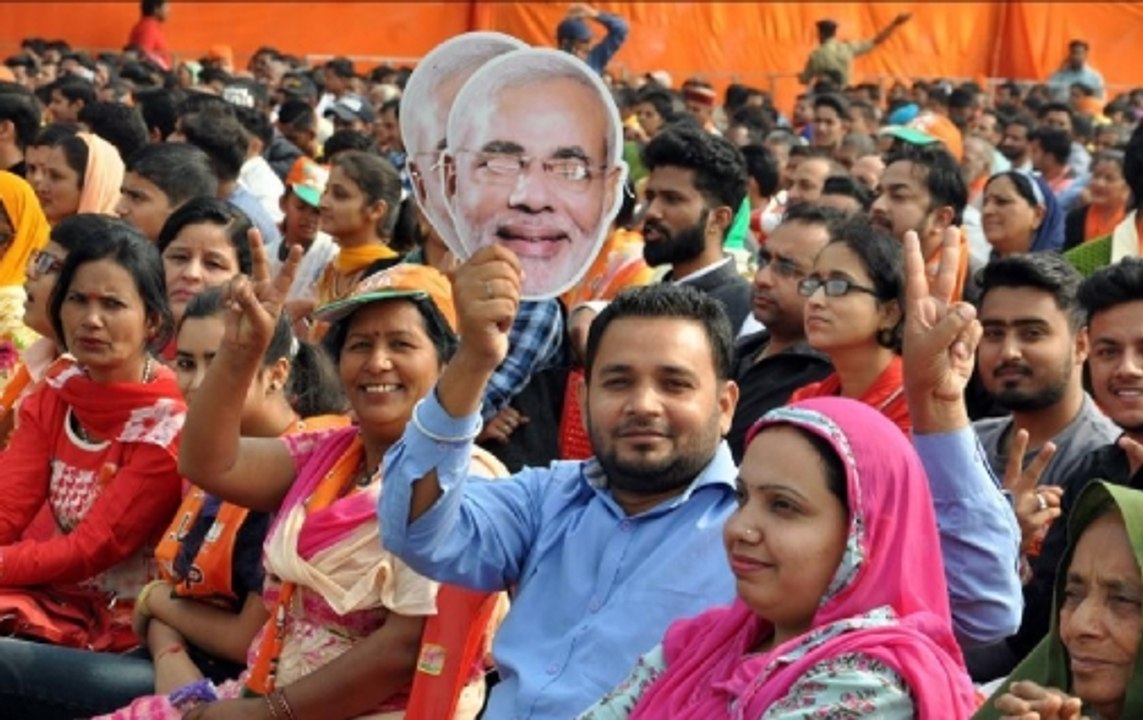 Voting for 3rd phase: Is 'Gujarati PM' biggest factor in Gujarat?