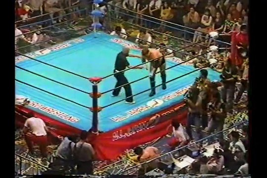 AJPW - 06-05-1992 - Stan Hansen (c.) vs. Toshiaki Kawada (Triple Crown Title)