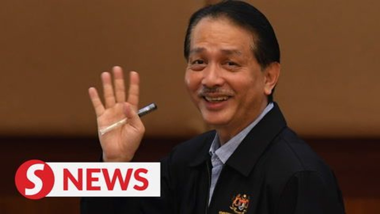 MBSKL alumni send birthday wishes to Health DG