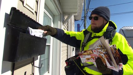 COVID-19 : la réalité du travail des facteurs et livreurs