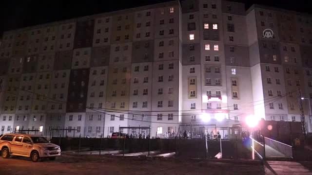 İngiltere'den getirilen 333 kişi, öğrenci yurduna yerleştirildi