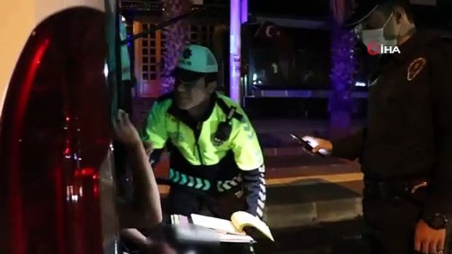 Alkollü araç kullanmaktan 2 yıl ehliyetine el konulan kadından polise şok tepki