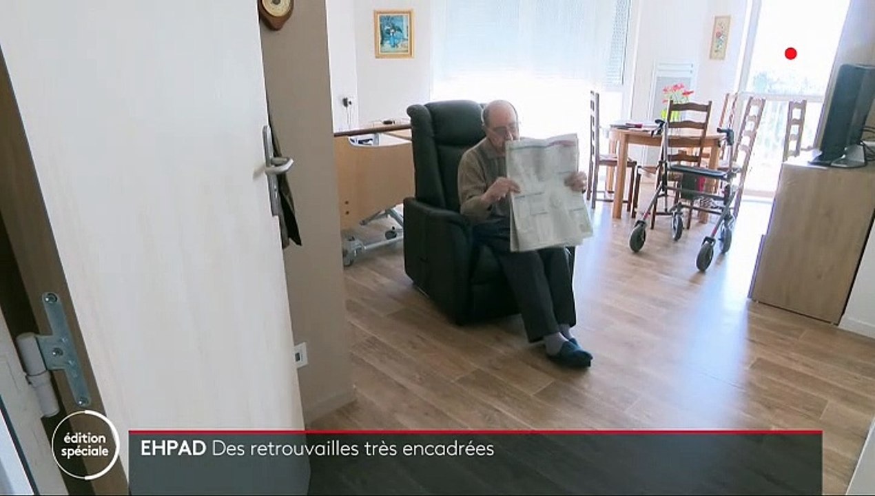 Coronavirus: Face à la caméra de France 2, ce résident d'un Ehpad craque: "Mes enfants me manquent, ca me rend triste"