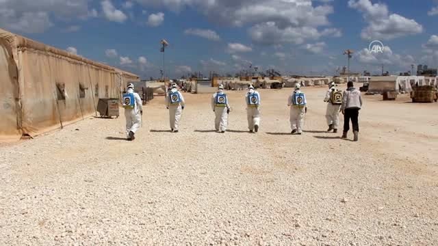 Beyaz Baretliler'den Suriye'deki kamplarda Kovid-19 tehlikesine karşı önlem