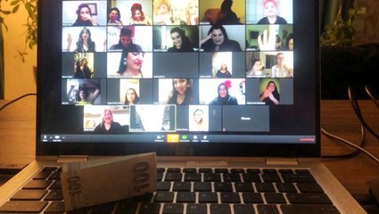Gürültü ihbarı alan polis, korona günlerinde online düzenlenen kına gecesi ile karşılaştı