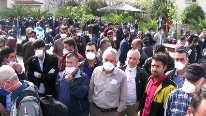 Cezayirli 2 işçi, karantina yurdundan öğrencilere para bırakarak ayrıldı
