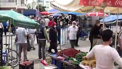 Antalyada semt pazarlarında kısıtlama kuyruğu
