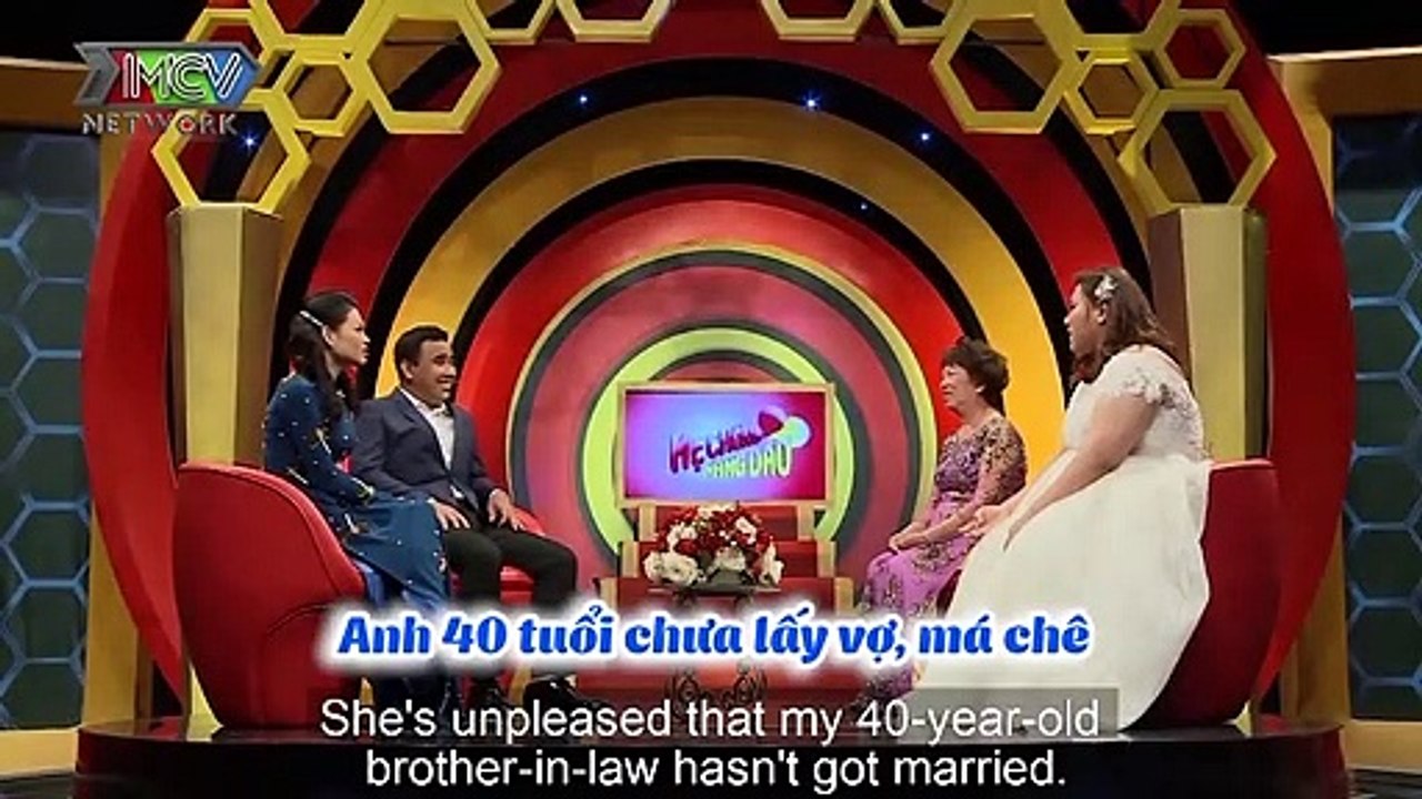 The daughter-in-law cried herself because her mother-in-law kept criticizing her every day, whenever she ate she was scolded