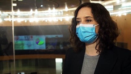 Ayuso anuncia que comprará 14 millones de mascarillas para el desconfinamiento