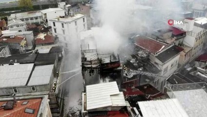 Küle dönen bina drone ile havadan görüntülendi