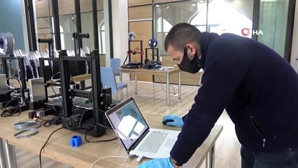 Gençler "Biz Bize Yeteriz Türkiyem" kampanyasına destek için üretiyor