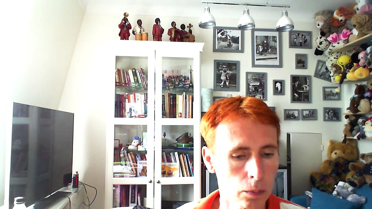 Wiwi égratigne "la bicyclette" de Charlotte Julian