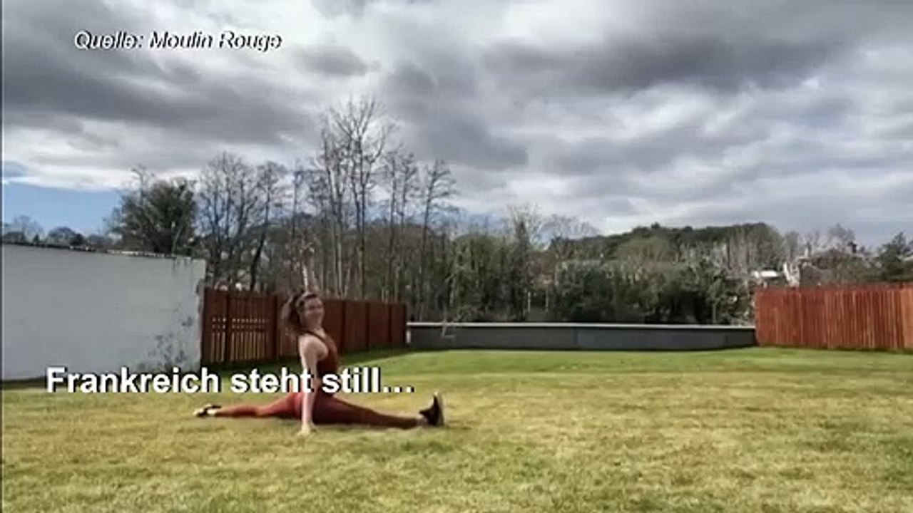 Moulin-Rouge-Tänzerinnen muntern Franzosen auf