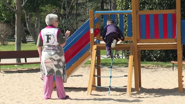 Espanha autoriza passeios limitados para crianças