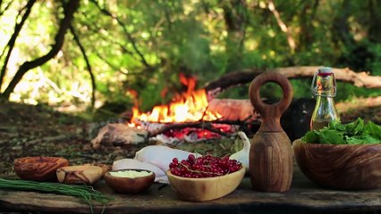 BEST FRIED CHICKEN EVER! - FOREST COOKING!