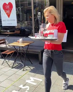 Voilà comment les serveurs vont faire pour respecter les distances de sécurité