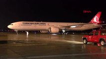 TRABZON Belçika'dan getirilen Türk vatandaşlarını taşıyan uçak, Trabzon Havalimanı'na iniş yaptı