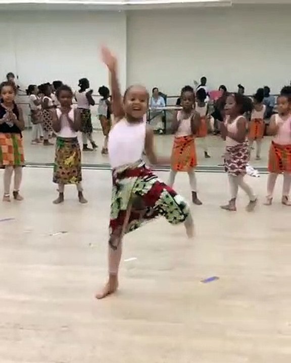 Ces petites afro-américaines qui se reconnectent avec le continent #Africa