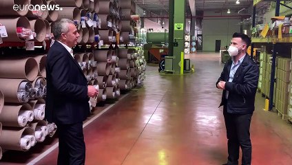 Coronavirus : fabriquer des millions de masques barrières et vite, le défi d'une région française