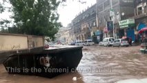 Floods hit the southern Yemeni city of Aden